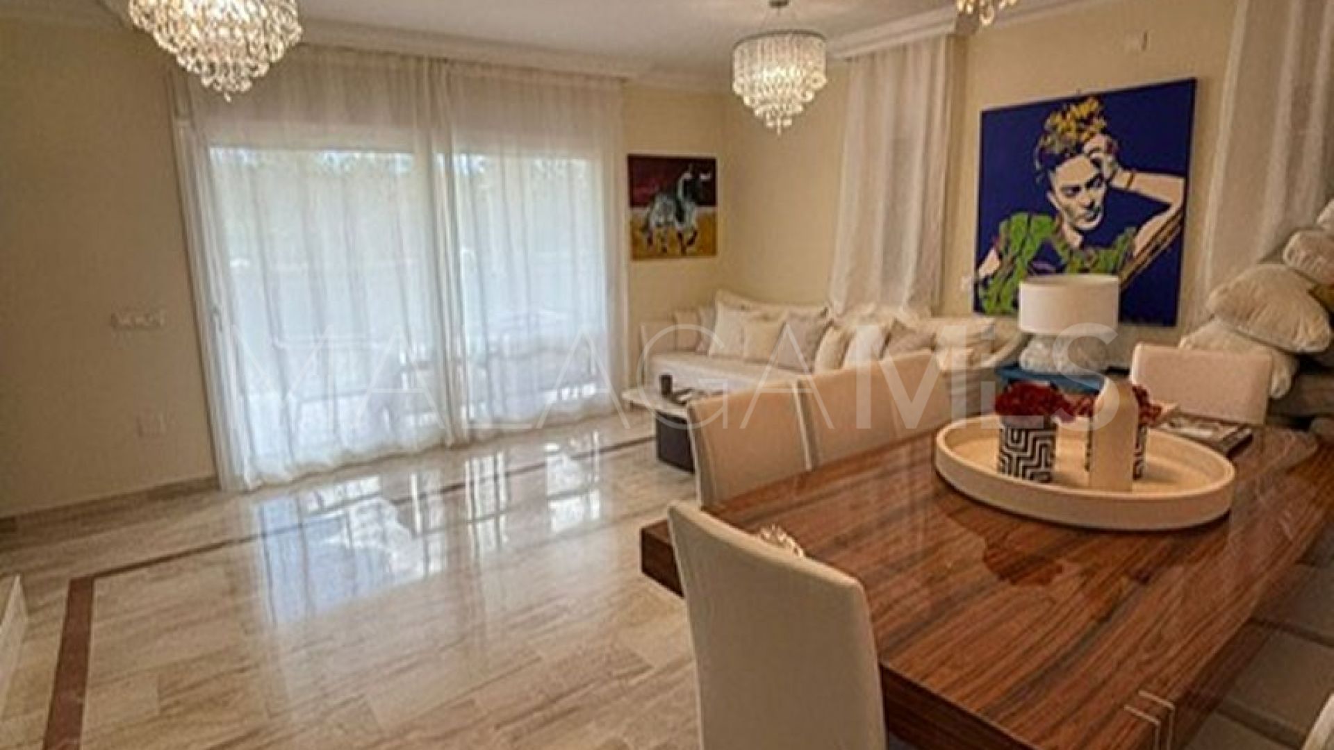 Villa for sale in Guadalmina Alta
