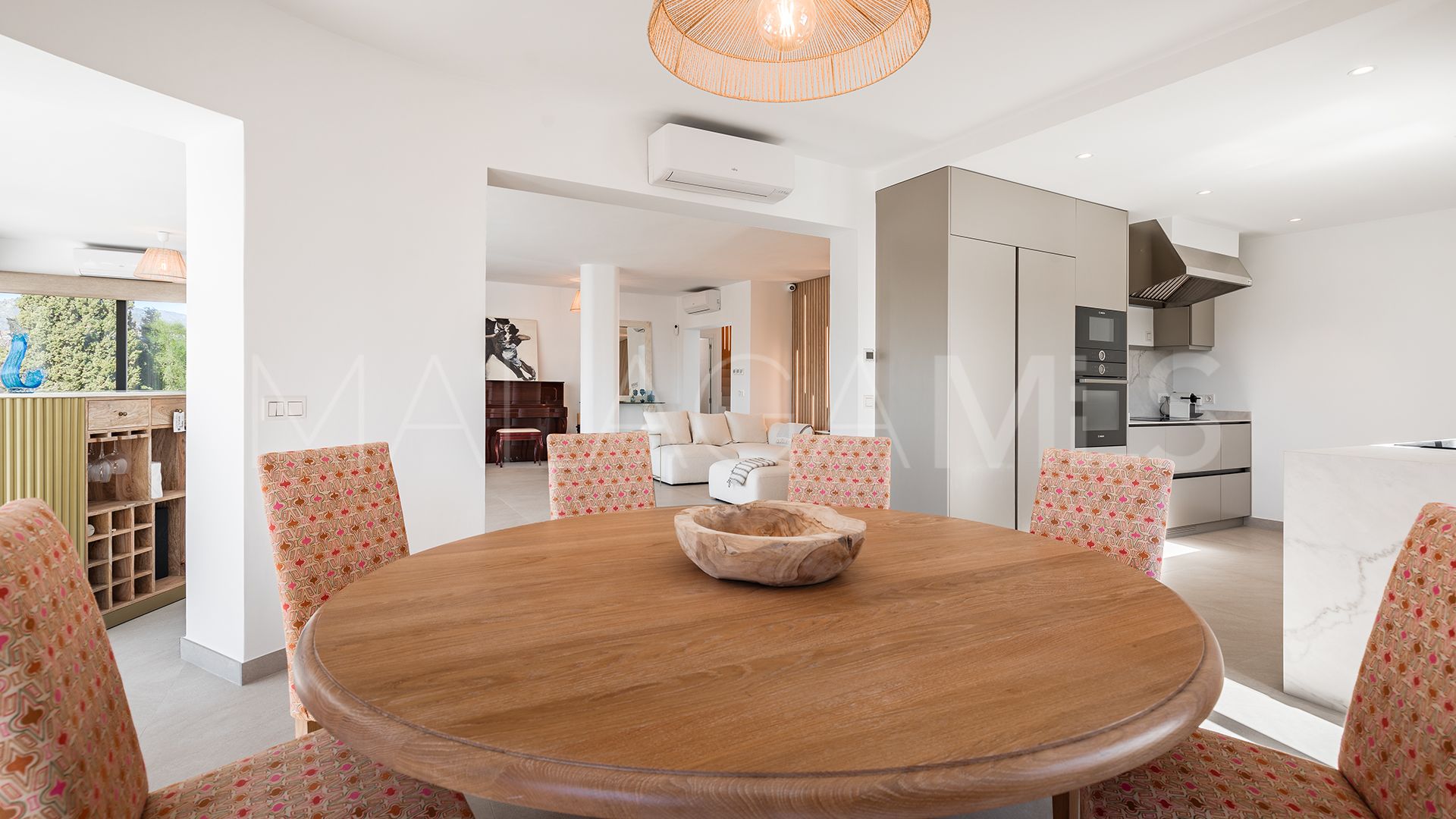 Villa for sale in Guadalmina Alta