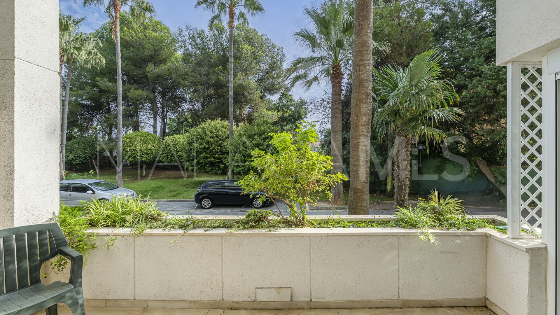 Se vende apartamento planta baja in Estepona de 3 bedrooms