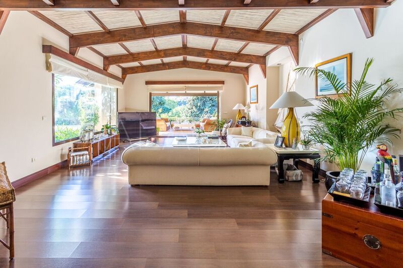 Villa for sale in Rio Real