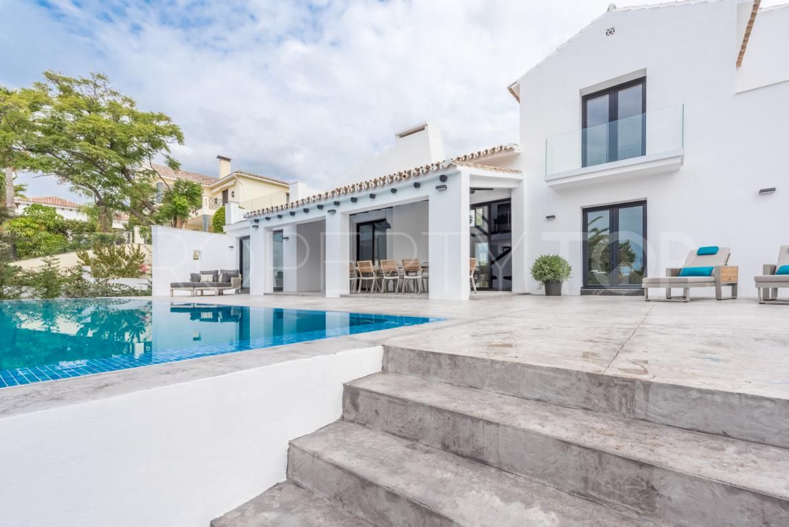 Villa with 6 bedrooms for sale in Marbella Hill Club