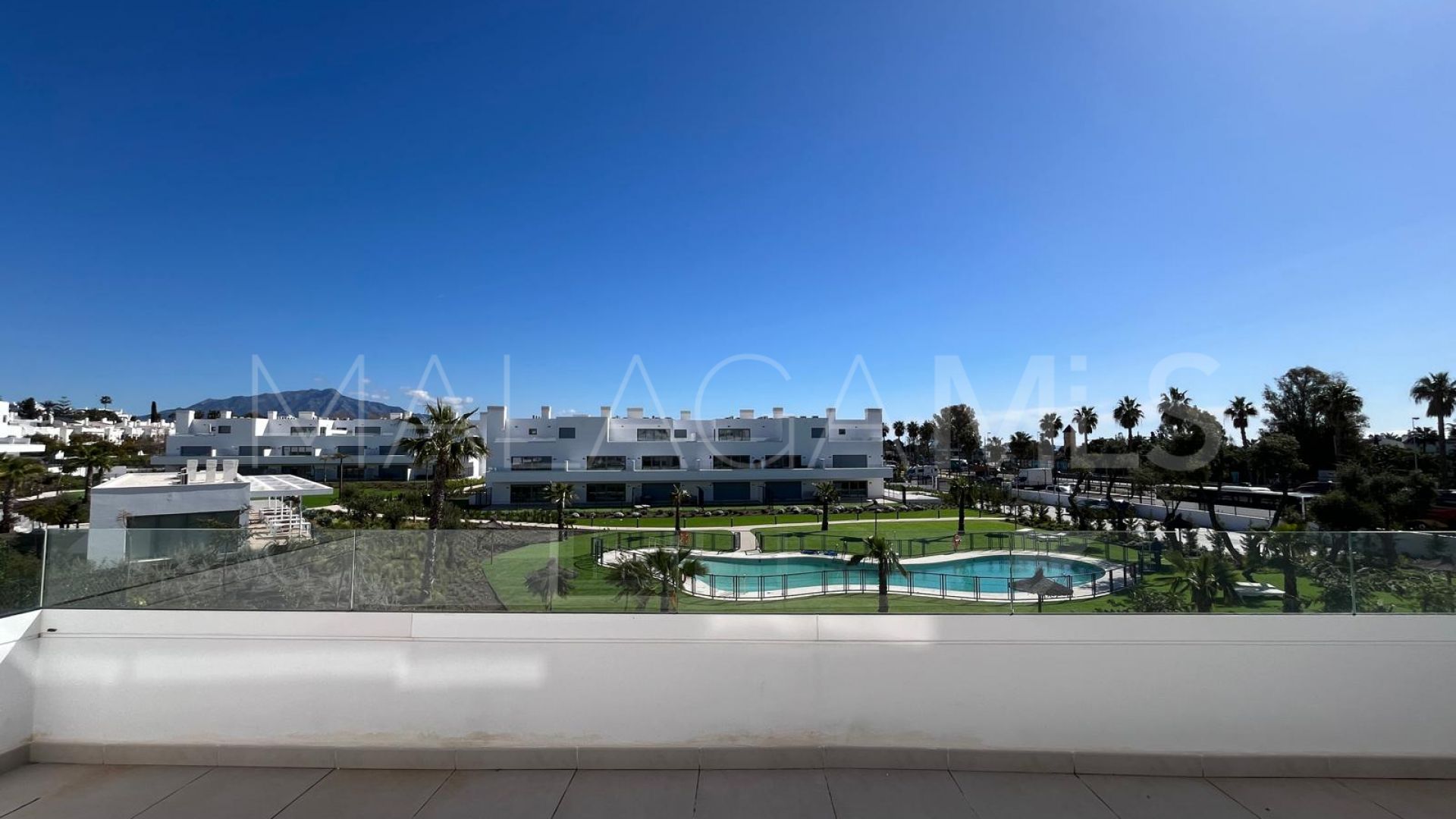 Se vende apartamento with 3 bedrooms in Aqua Gardens