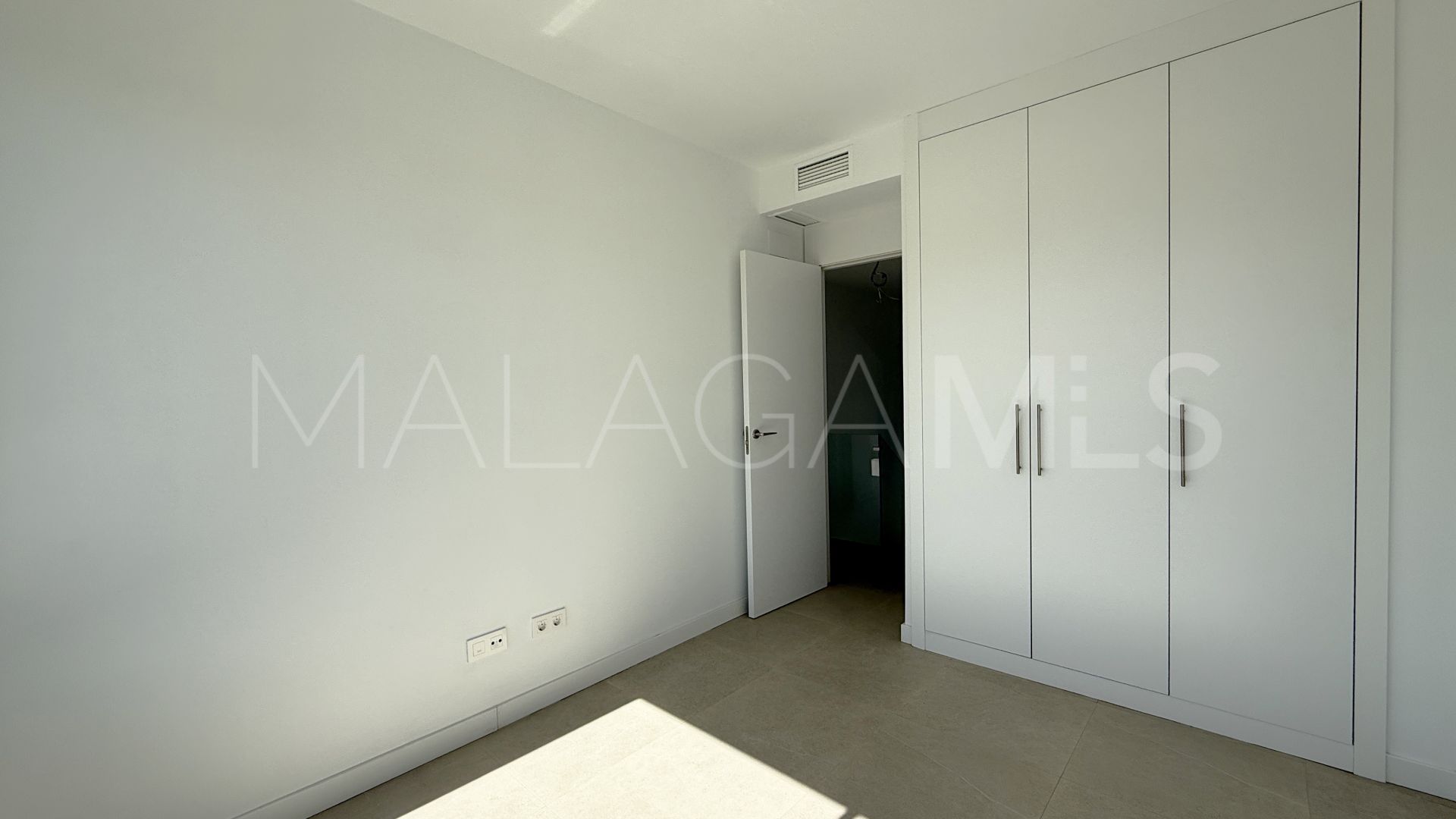 Parhus for sale in Serene Atalaya