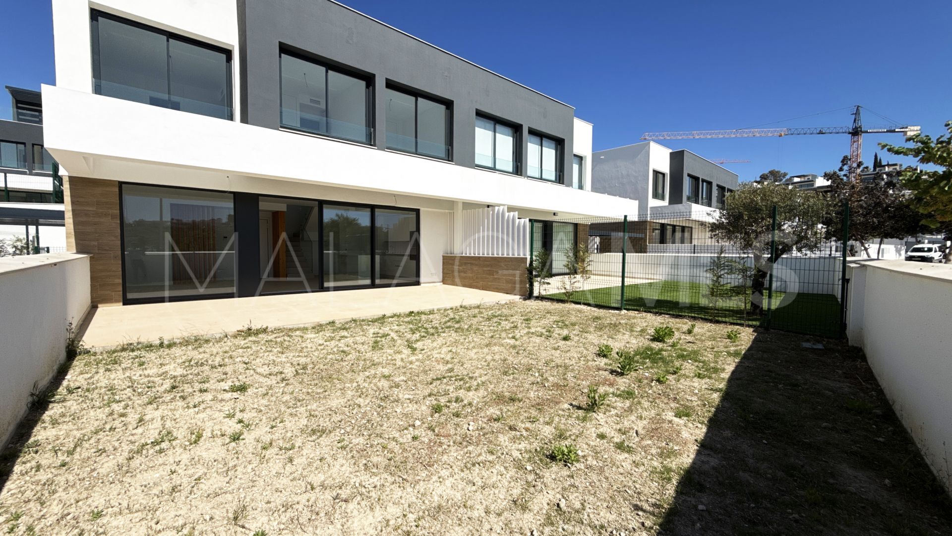 Parhus for sale in Serene Atalaya