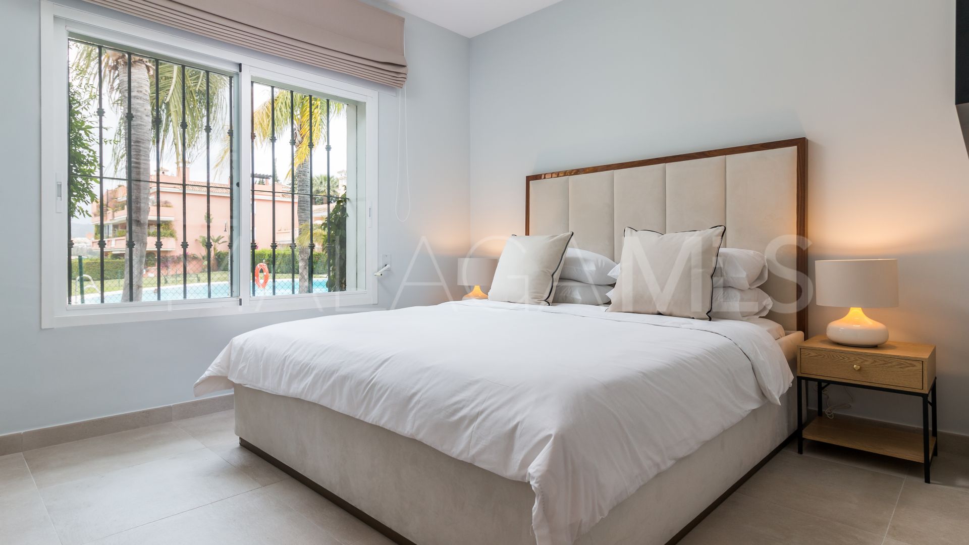Buy 4 bedrooms ground floor apartment in Park Beach