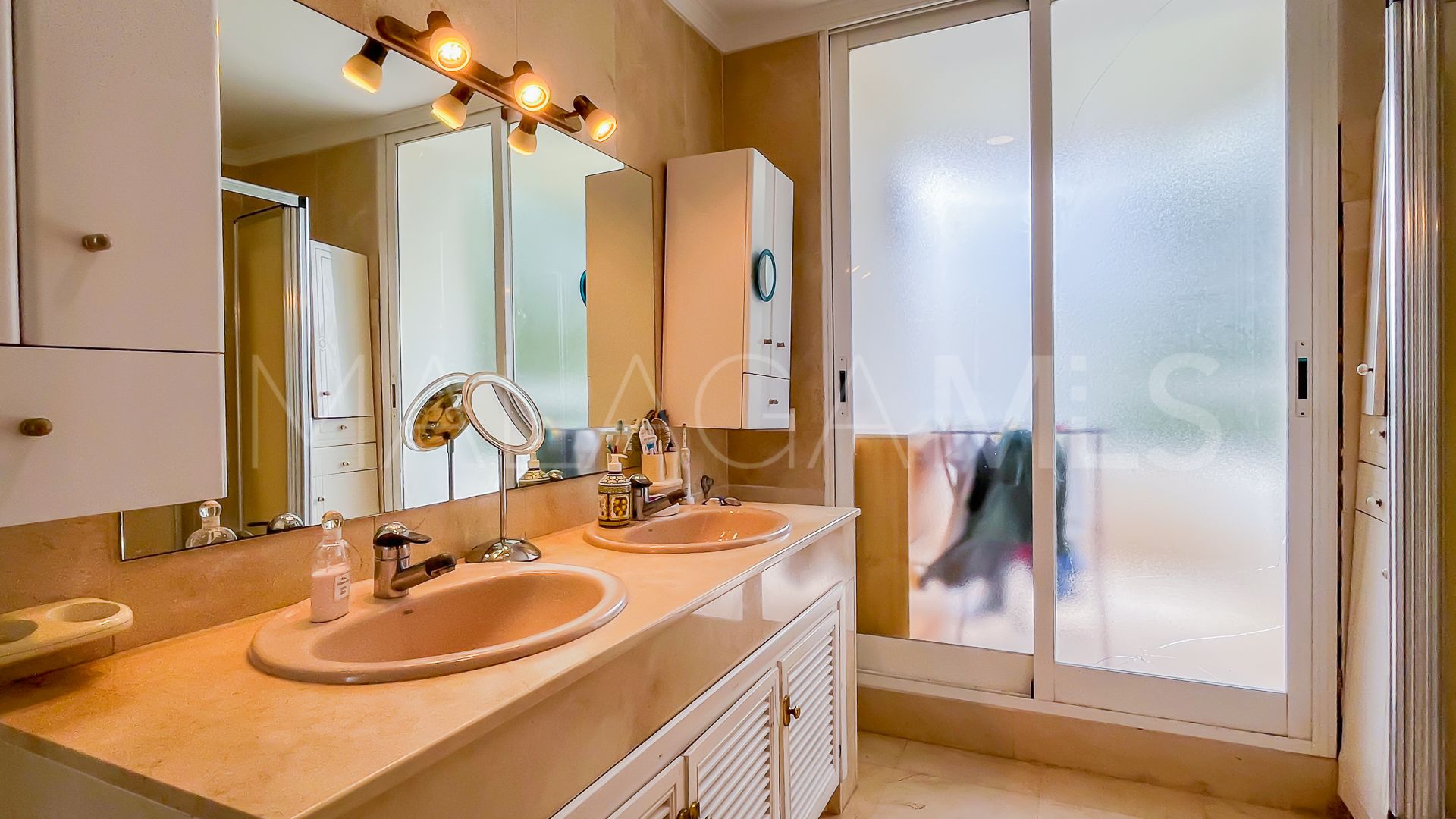 Apartamento for sale in Guadalmina Alta de 3 bedrooms