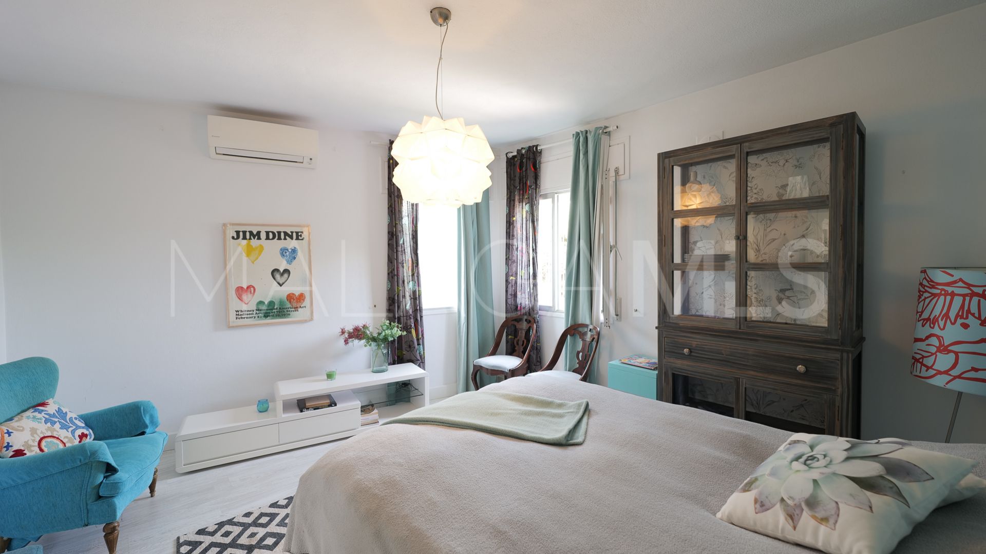 Villa for sale in Guadalmina Alta