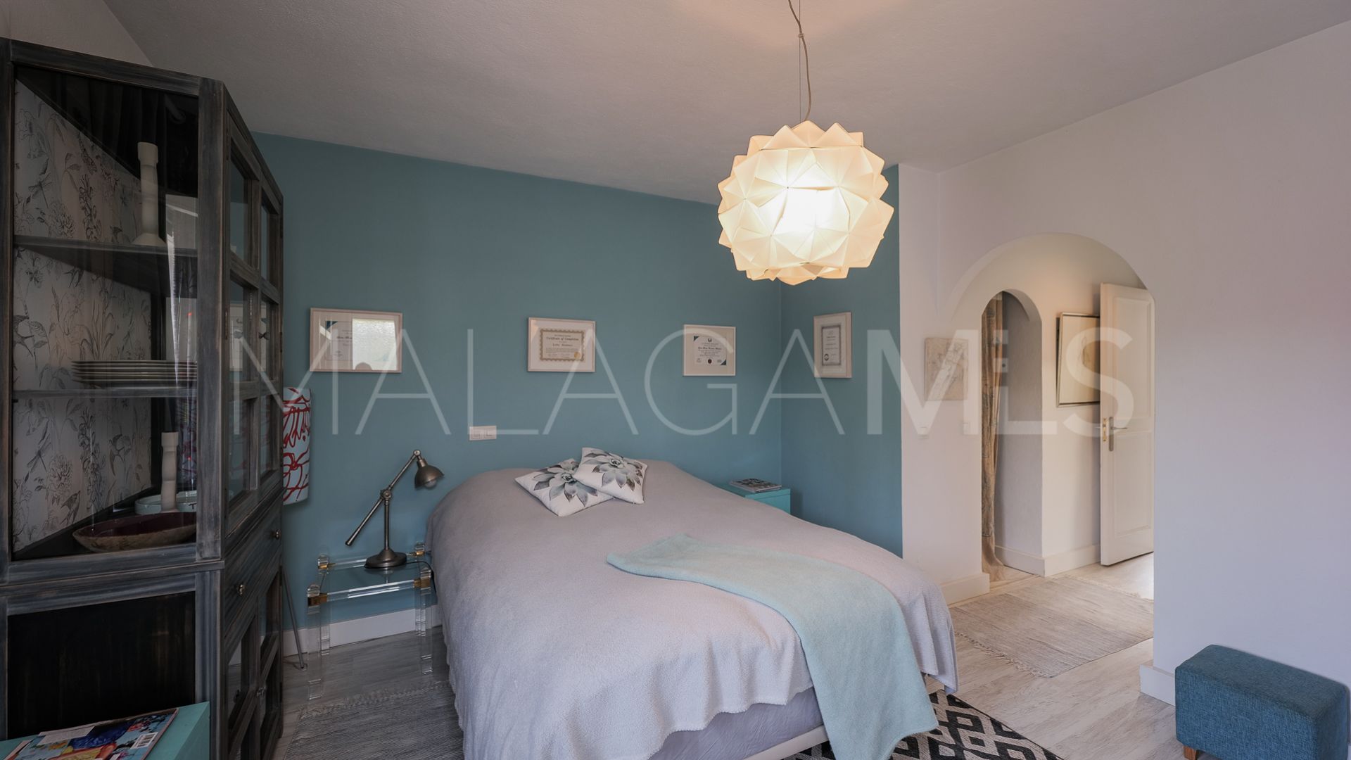 Villa for sale in Guadalmina Alta