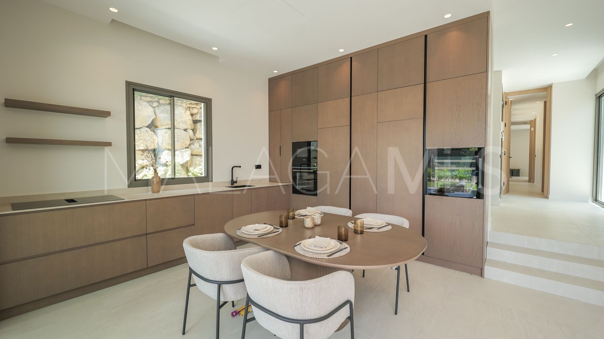 Villa for sale in Estepona Ouest