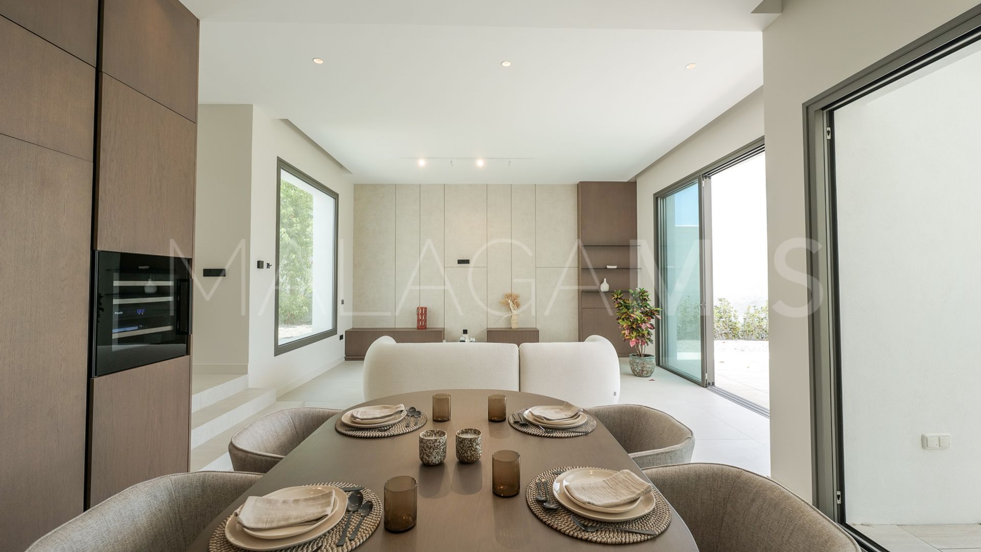 Villa for sale in Estepona Ouest