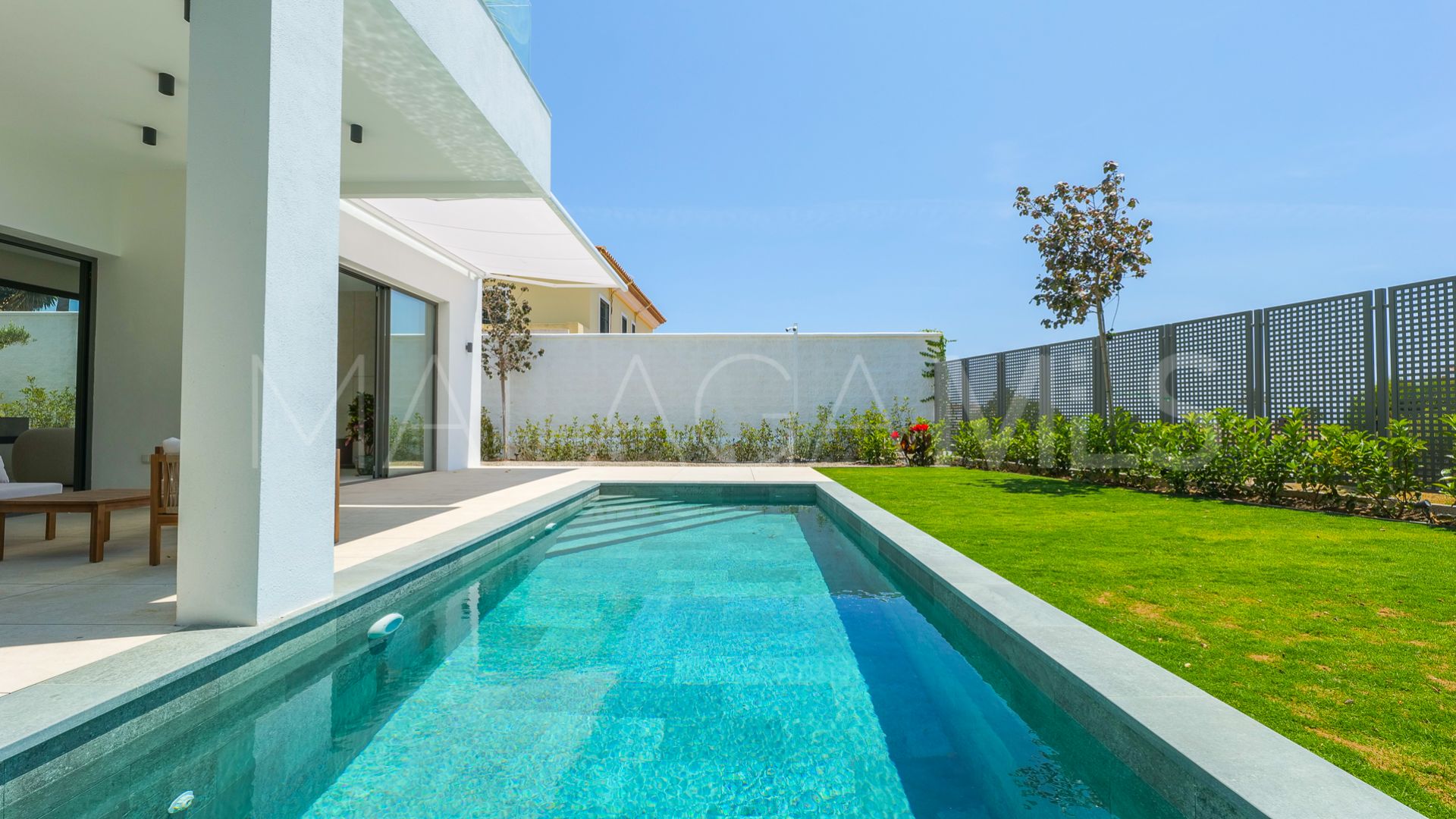 Villa for sale in Estepona Ouest
