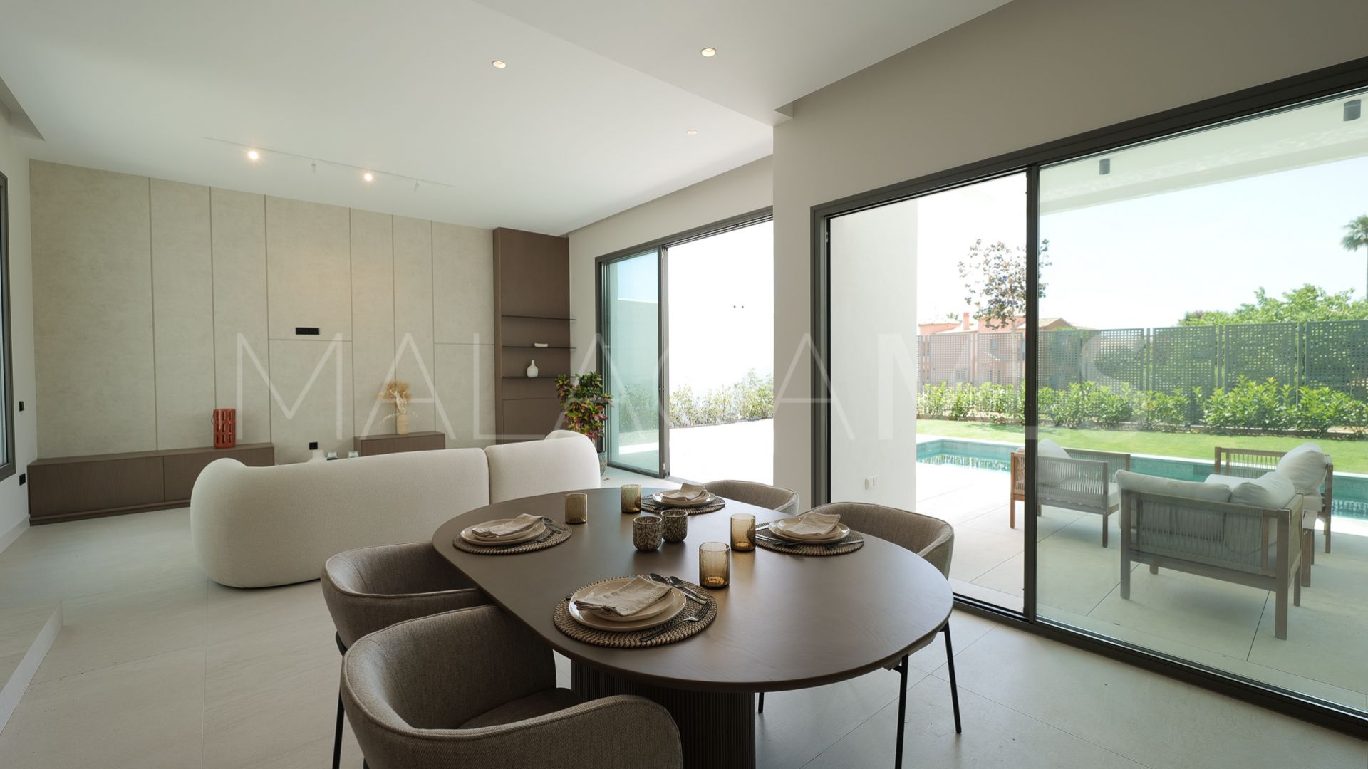 Villa for sale in Estepona Ouest