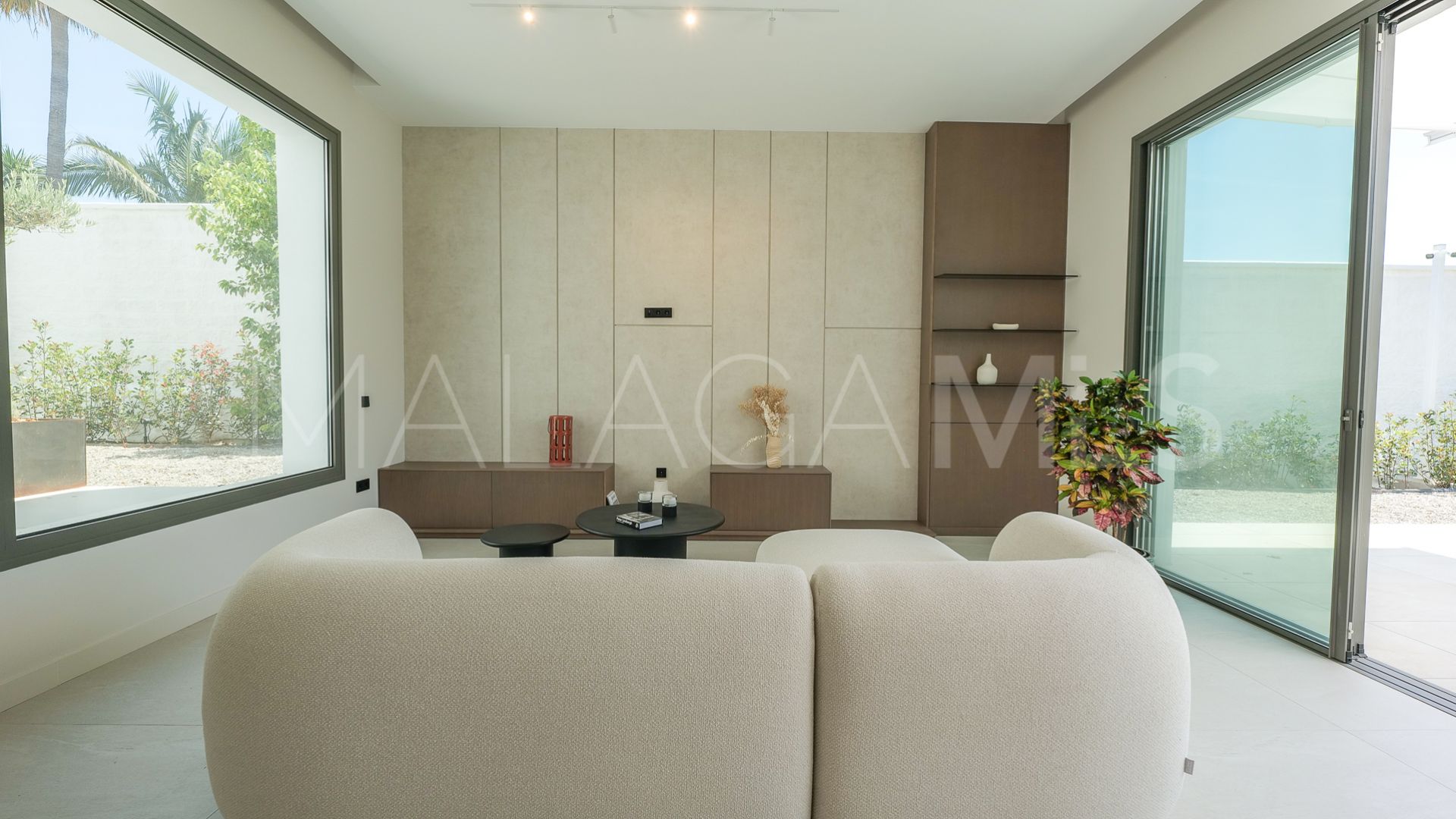 Villa for sale in Estepona Ouest