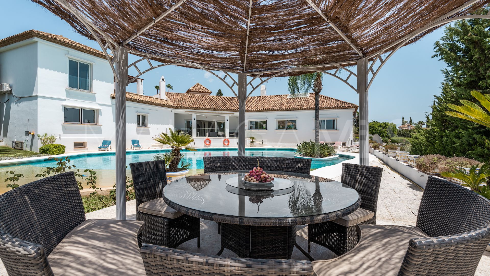 El Paraiso, villa for sale