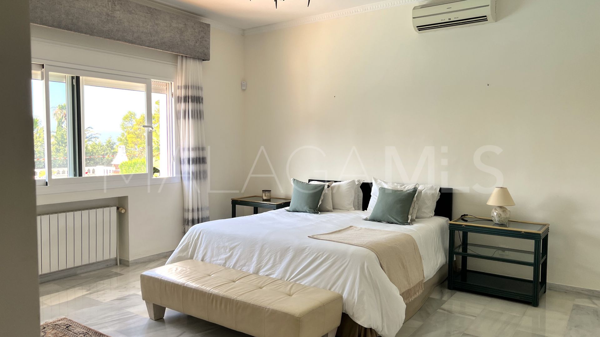 El Paraiso, villa for sale