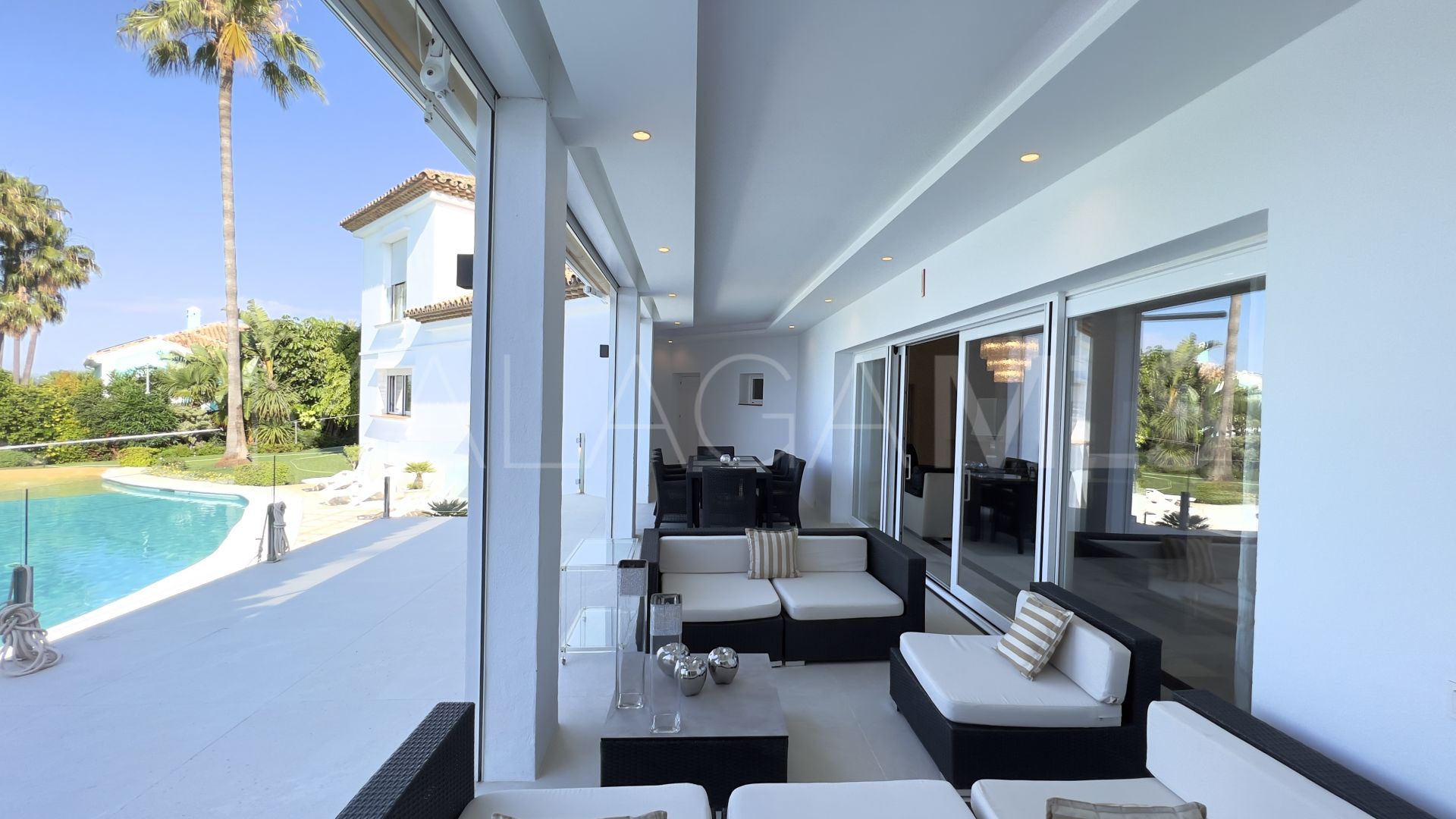 El Paraiso, villa for sale
