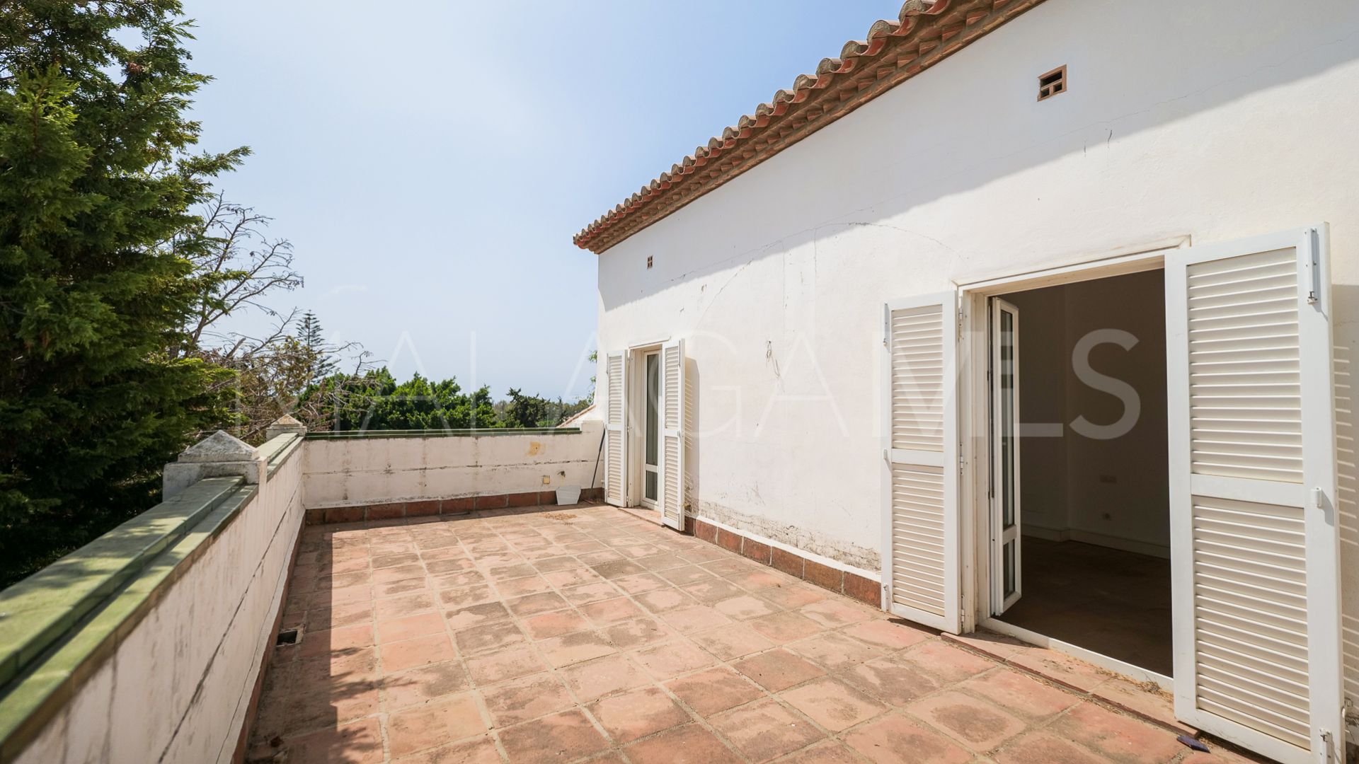 For sale villa with 6 bedrooms in New Golden Mile