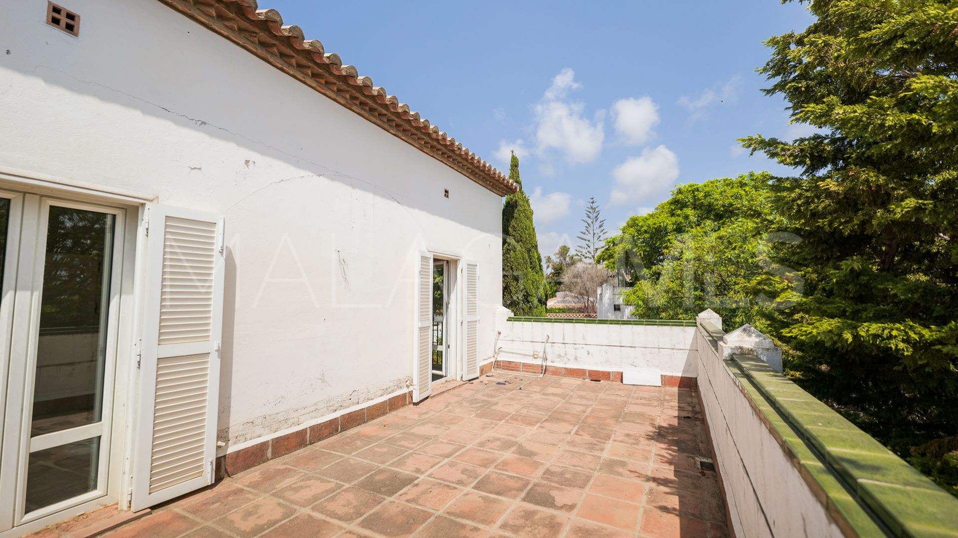 For sale villa with 6 bedrooms in New Golden Mile