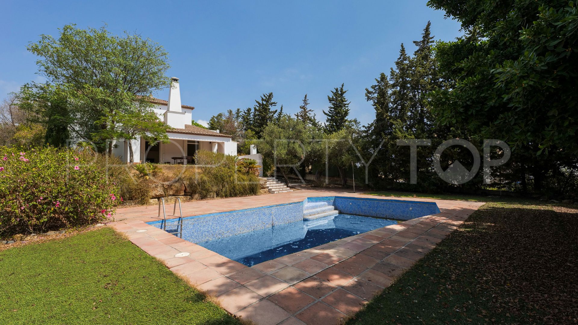 New Golden Mile, villa con 6 dormitorios en venta