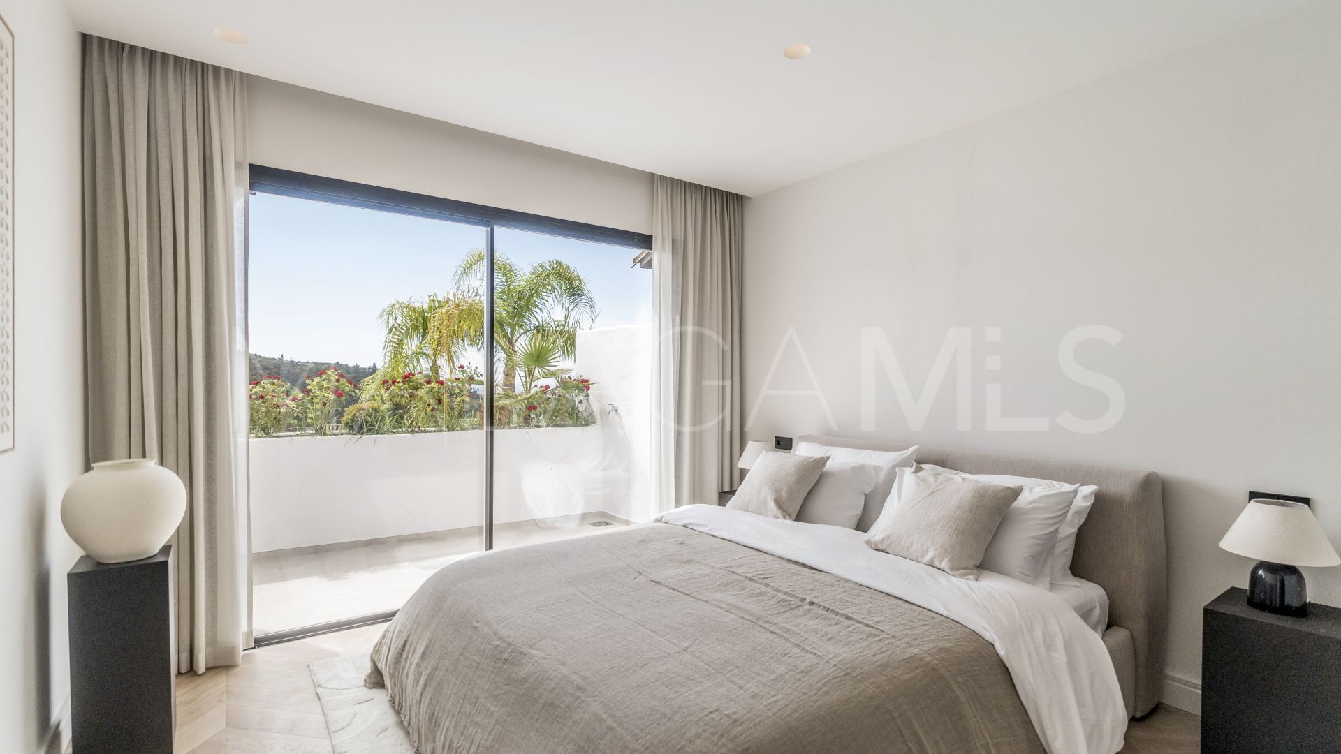 Atico duplex for sale in Lomas de La Quinta