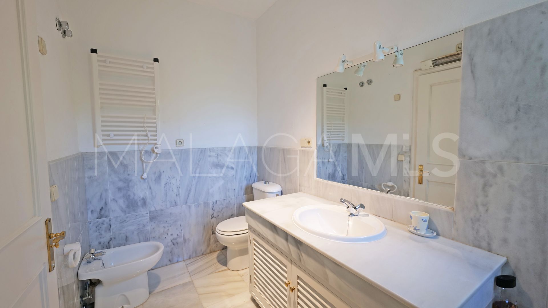 Villa for sale in Benahavis Centro
