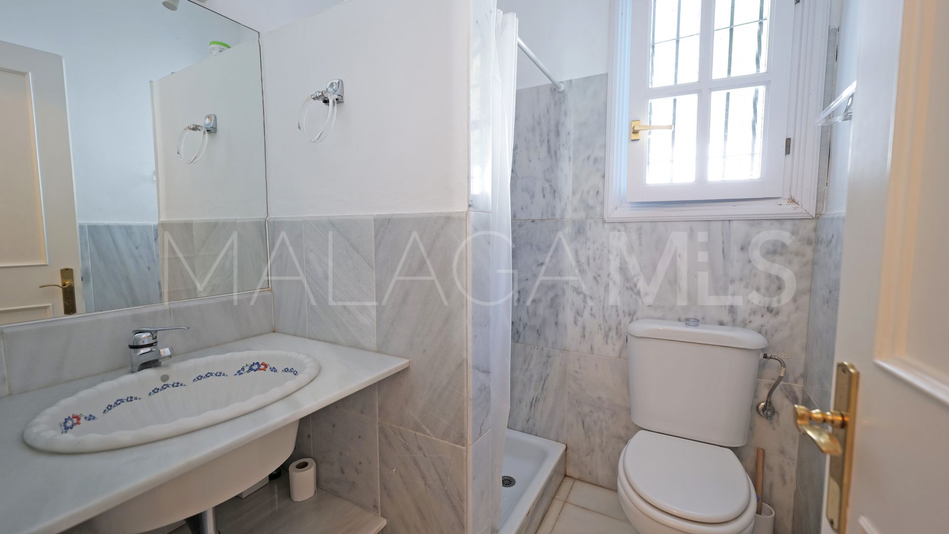 Villa for sale in Benahavis Centro