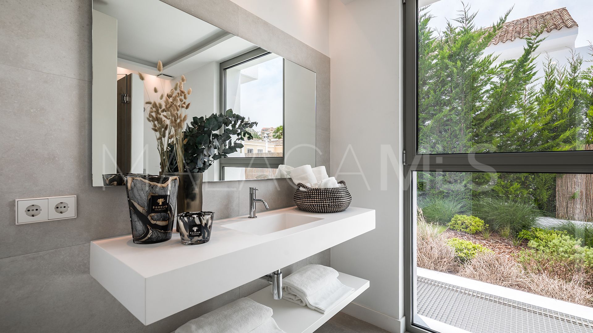 Villa for sale in King's Hills