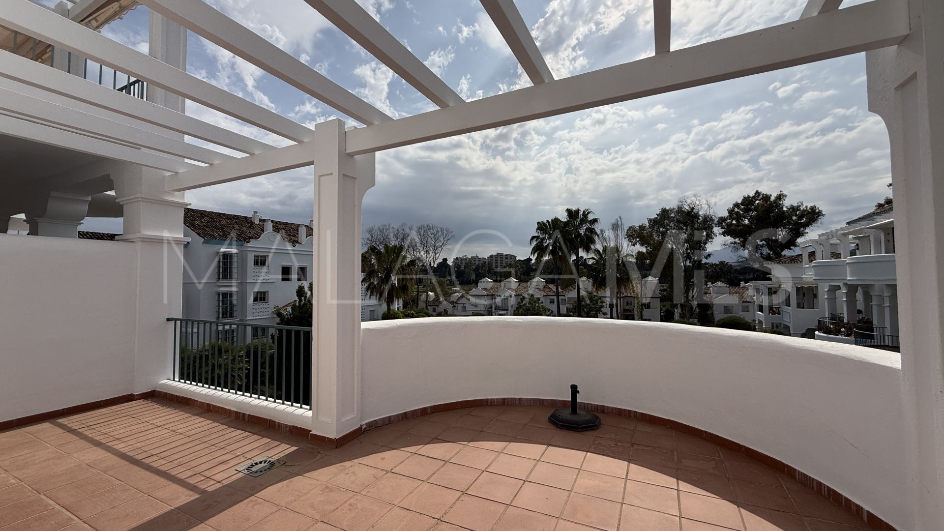 Tvåvånings takvåning for sale in Guadalmina Alta