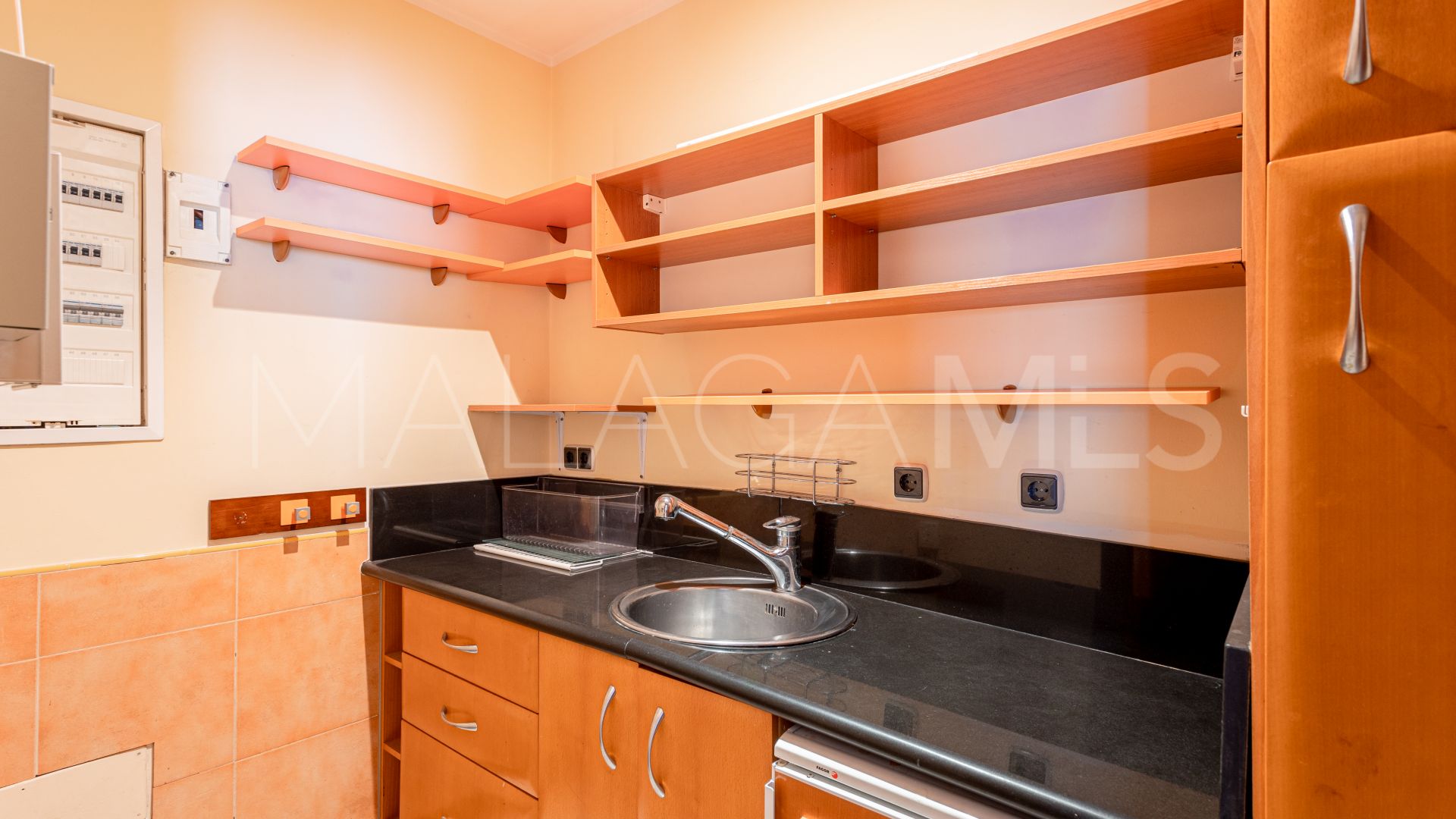 Kommersiella lokaler for sale in Marbella Centro