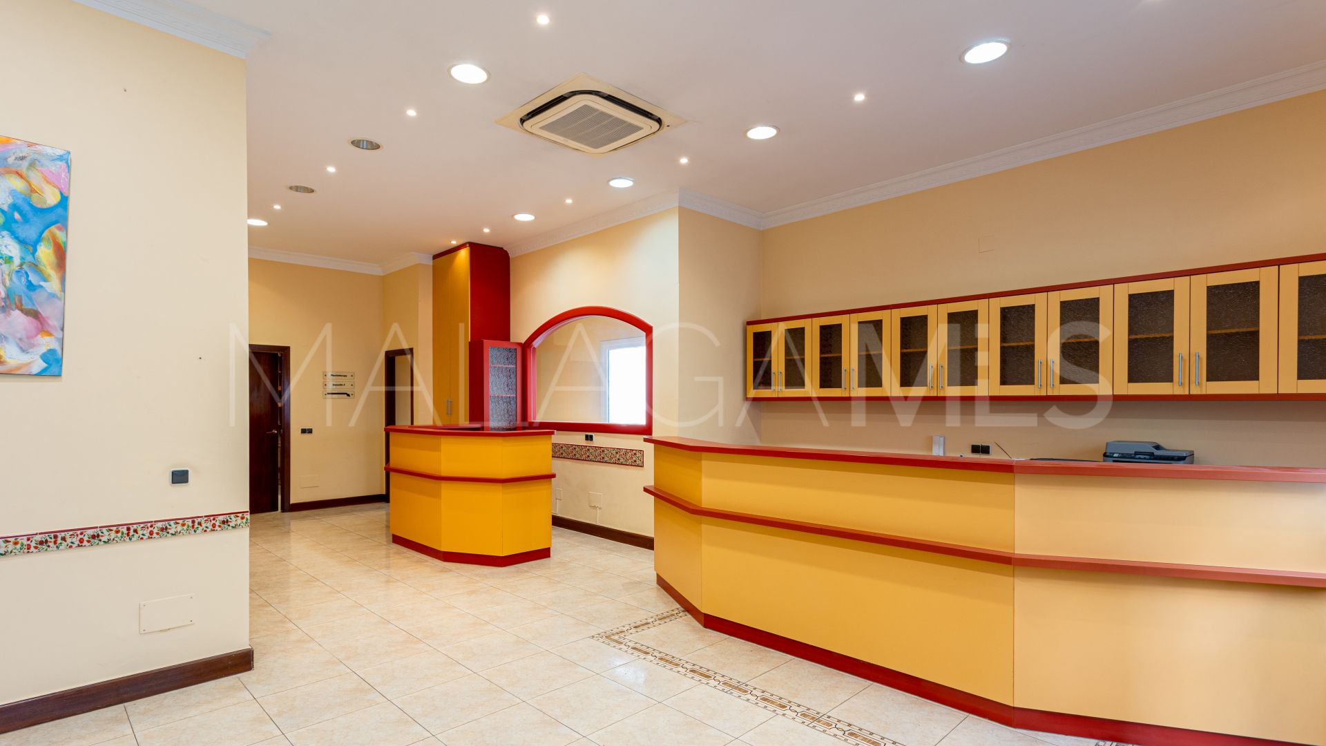 Kommersiella lokaler for sale in Marbella Centro