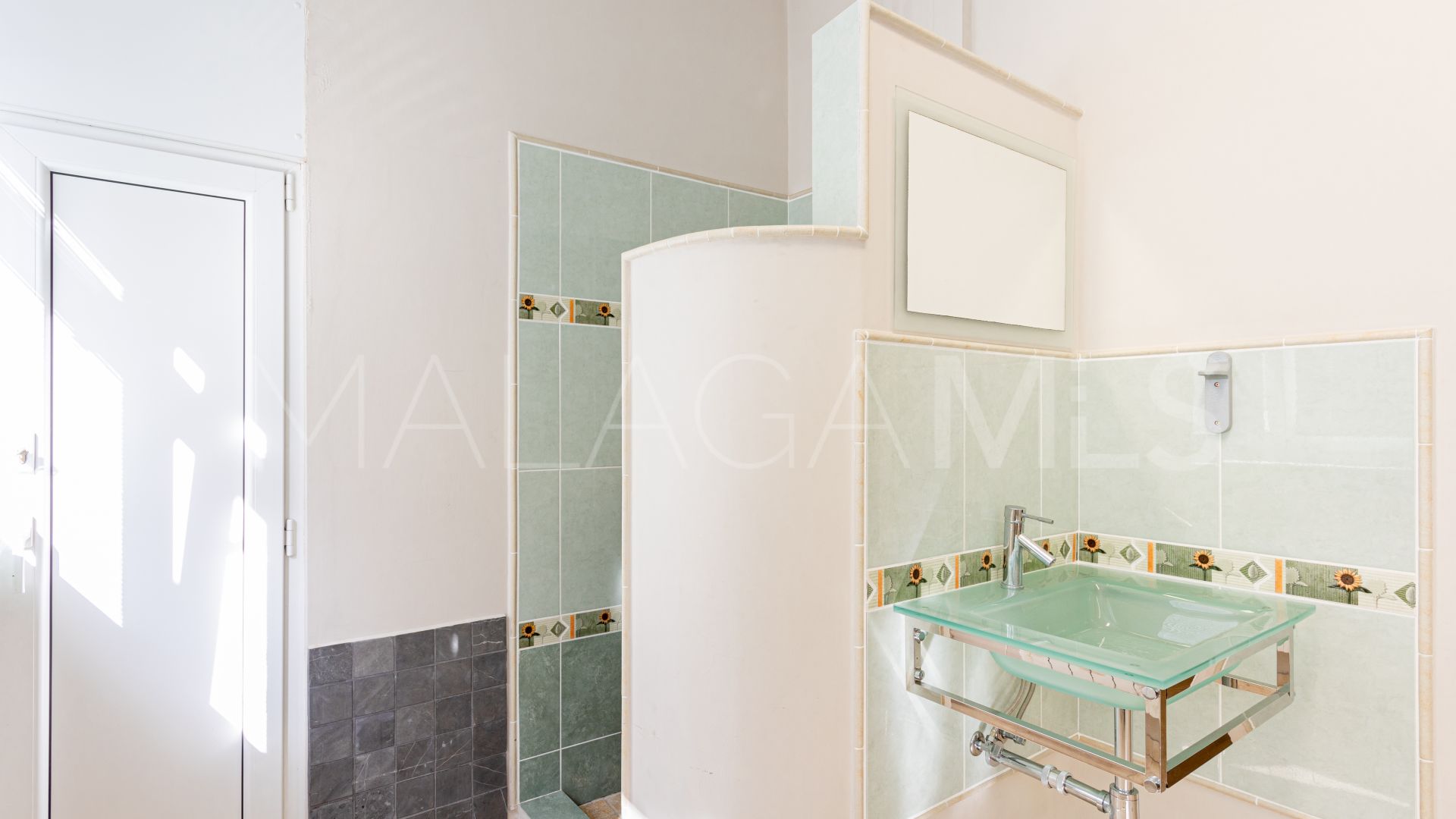 Kommersiella lokaler for sale in Marbella Centro
