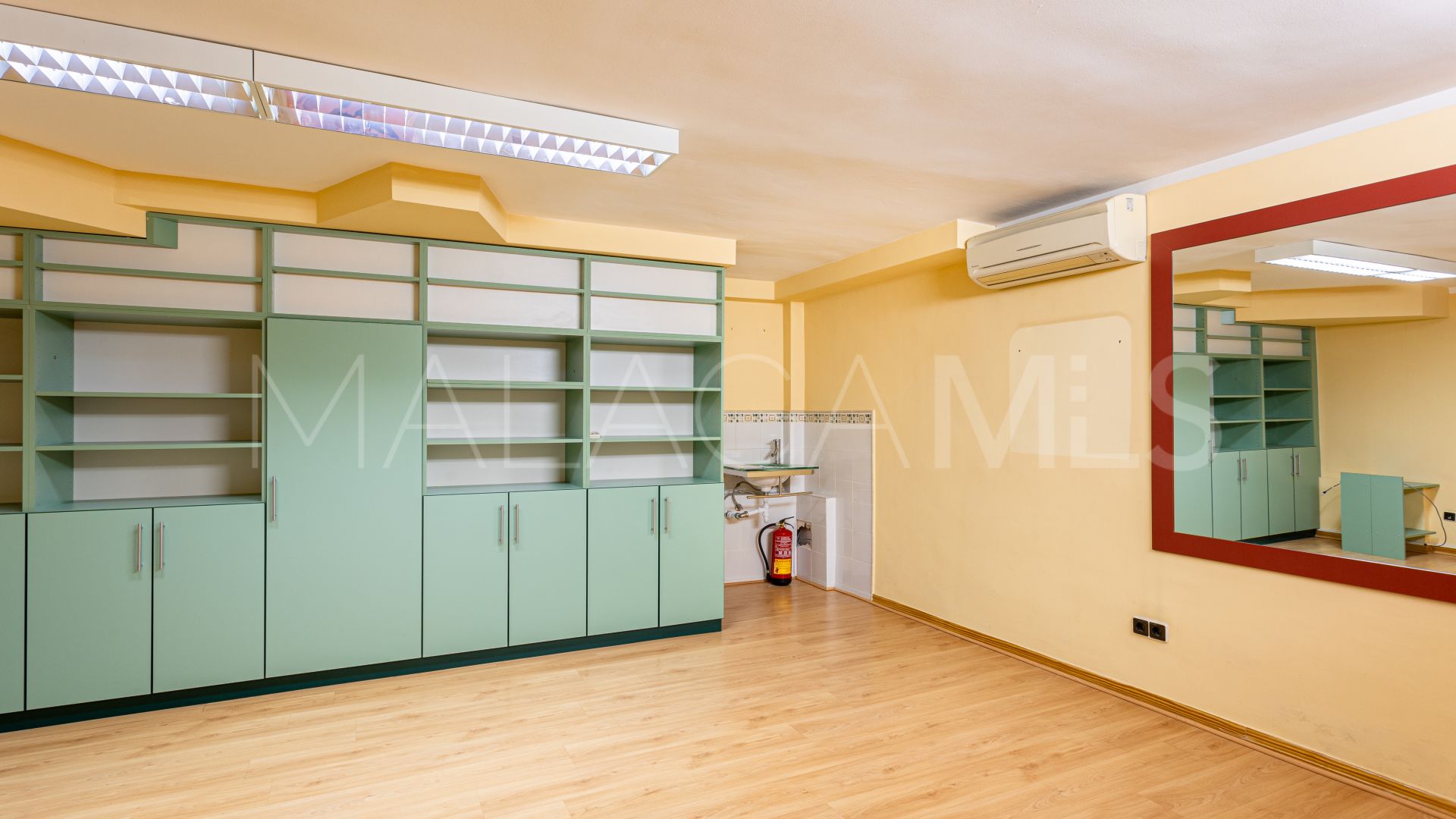 Kommersiella lokaler for sale in Marbella Centro