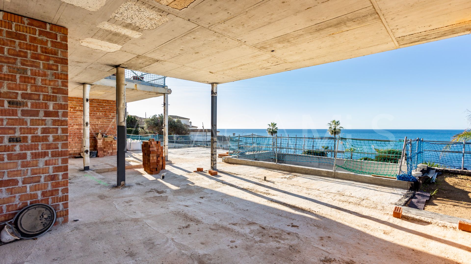 Villa for sale in El Chaparral