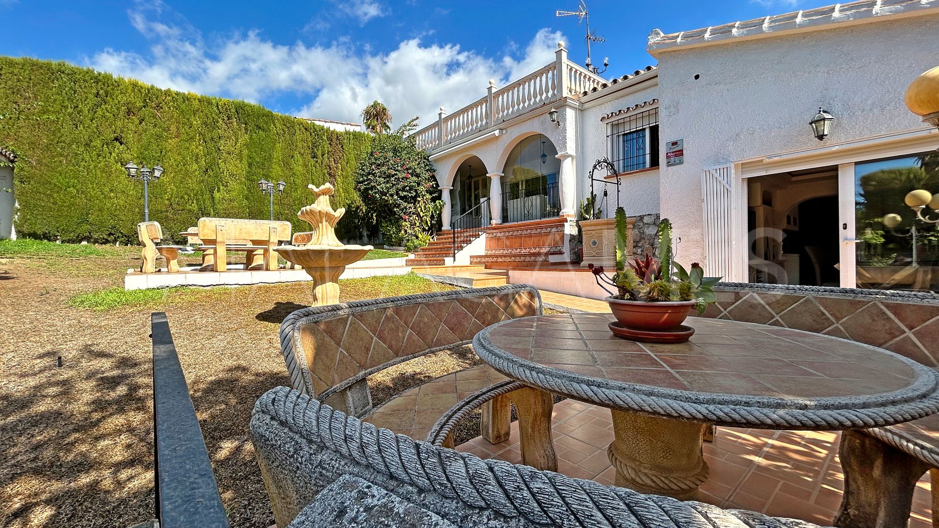 Villa for sale in El Real Panorama