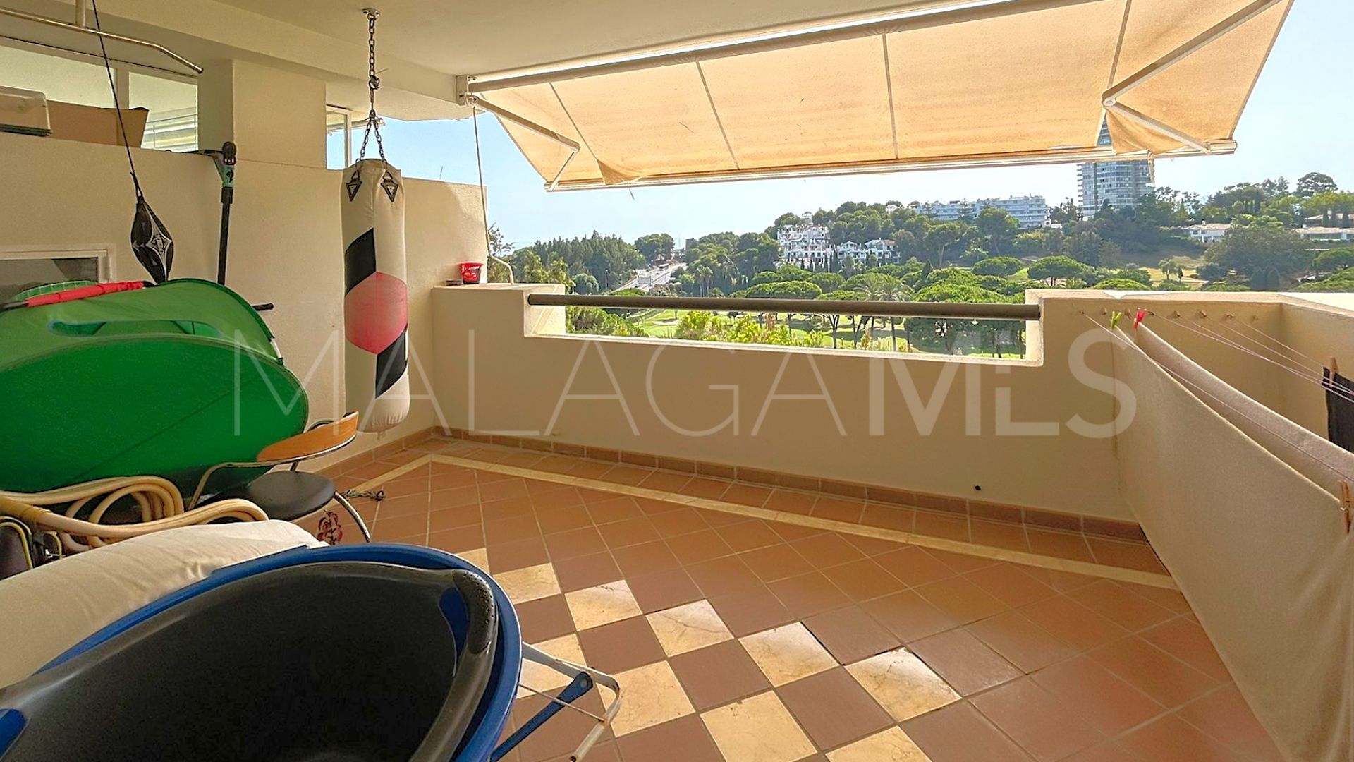 Rio Real 2 bedrooms apartment for sale