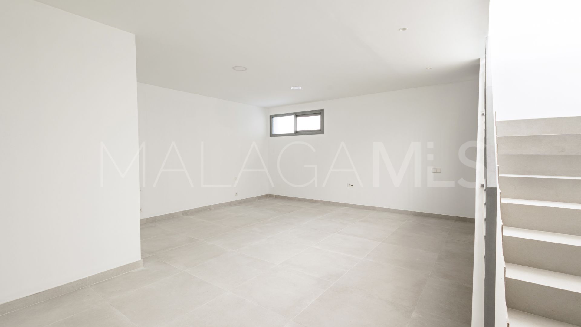 Parhus for sale in Alta Vista