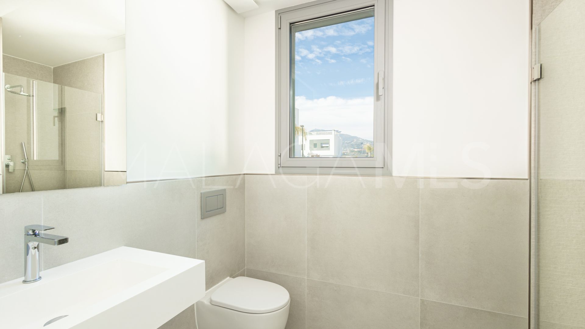 Parhus for sale in Alta Vista