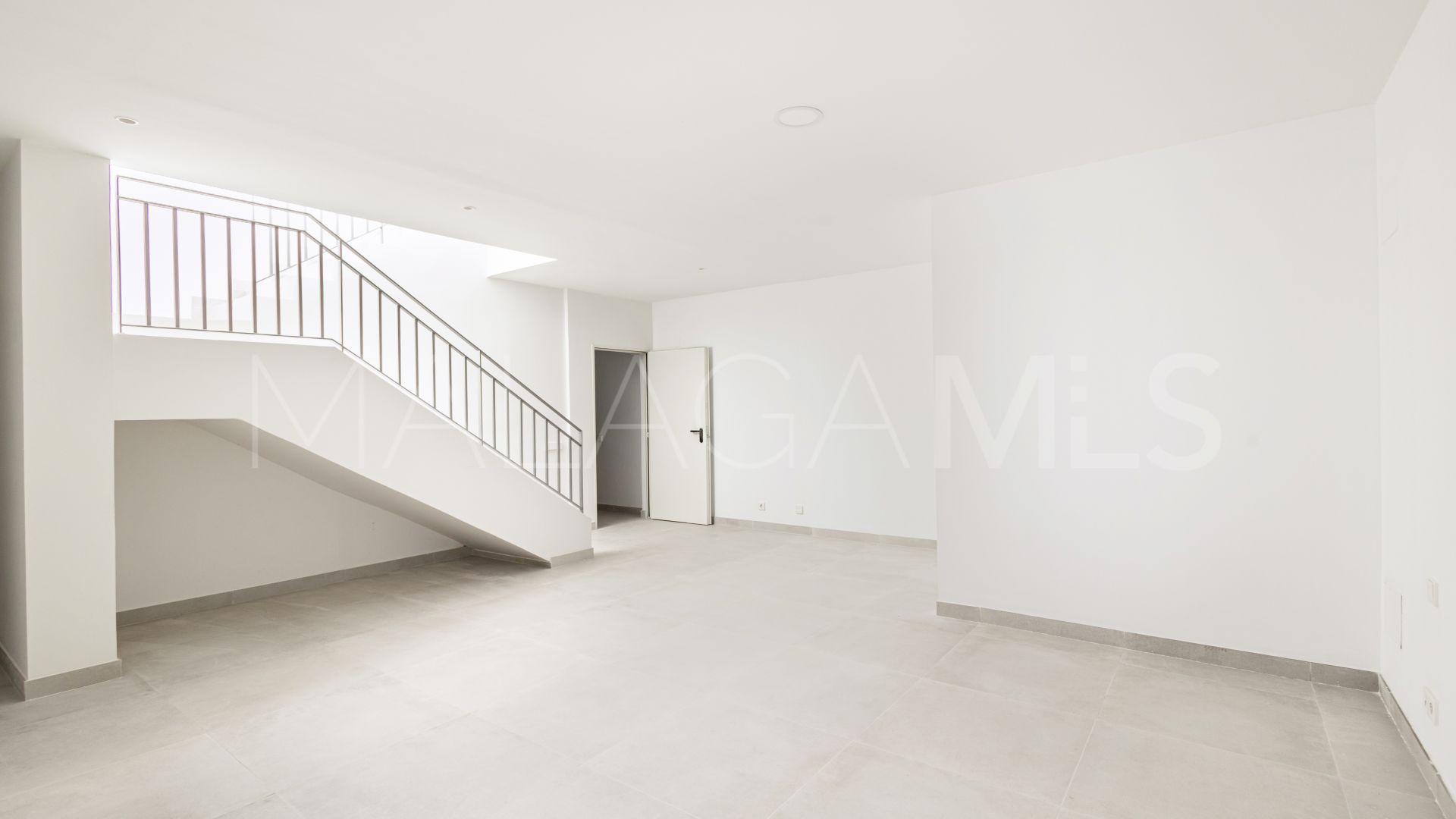 Parhus for sale in Alta Vista