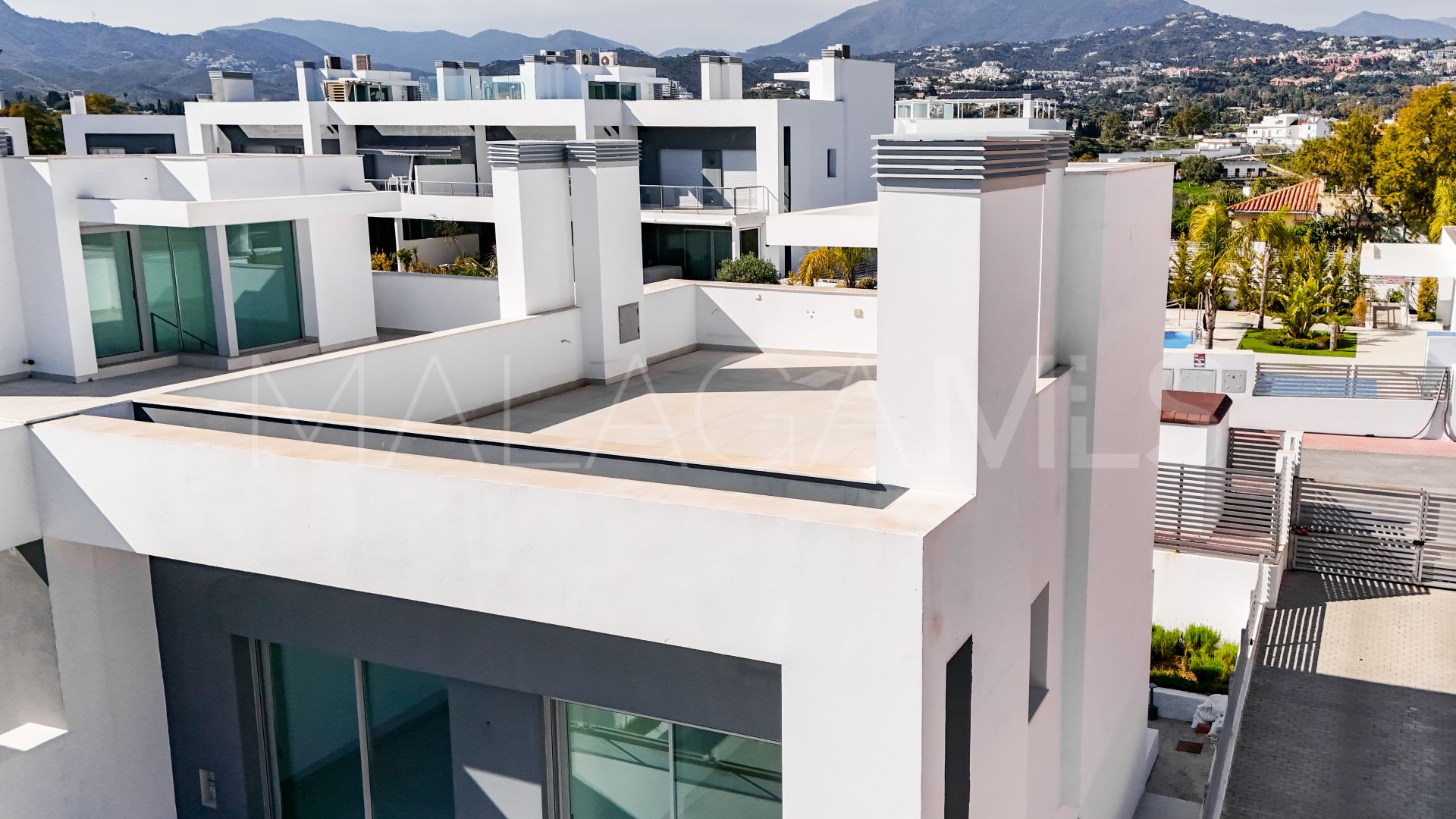 Parhus for sale in Alta Vista