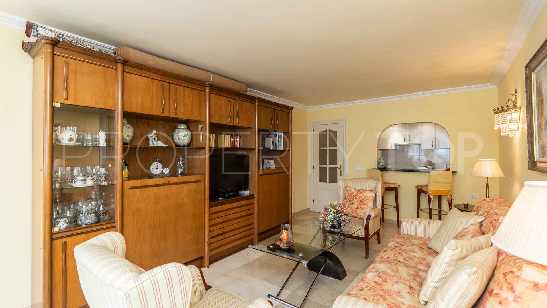 Buy apartment in Marbella Centro