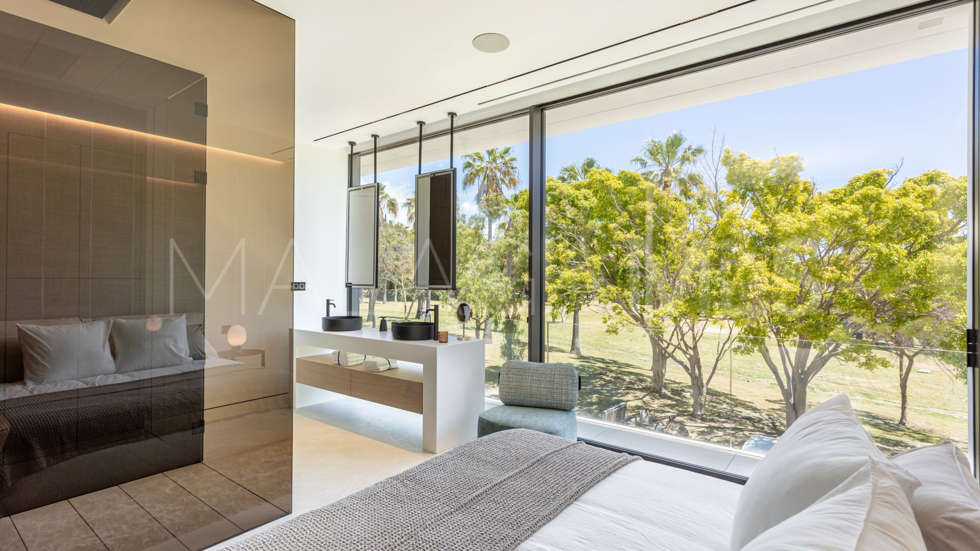 Villa for sale in Golden Mile