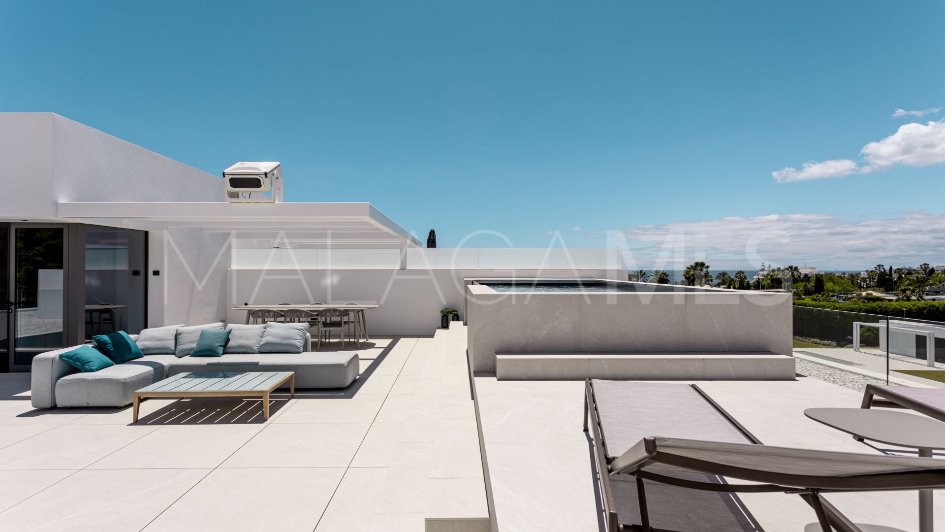 Villa for sale in Golden Mile