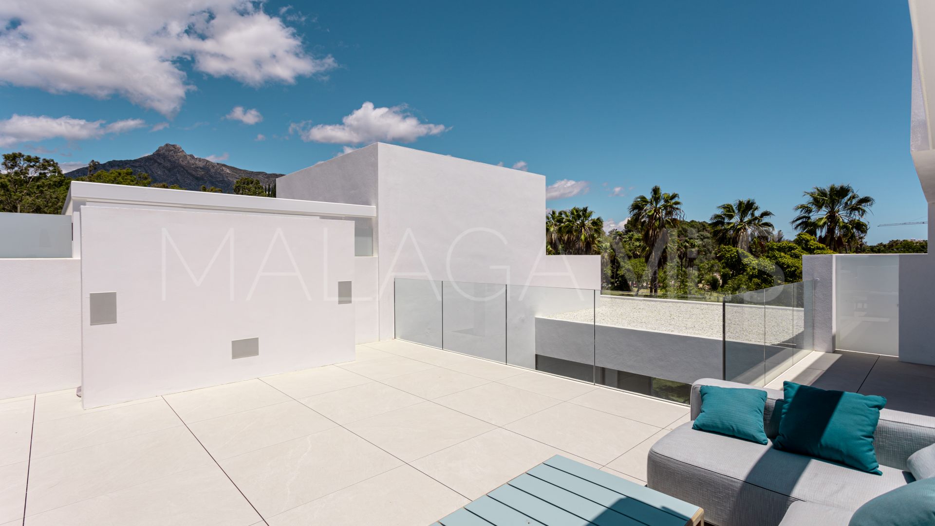 Villa for sale in Golden Mile