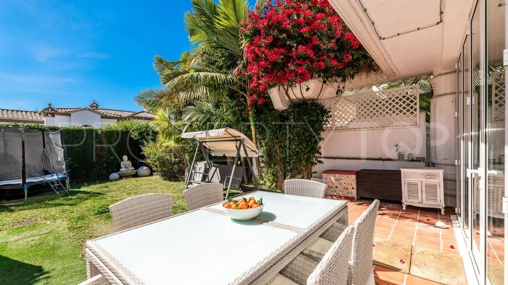 For sale Bahia de Marbella town house with 3 bedrooms