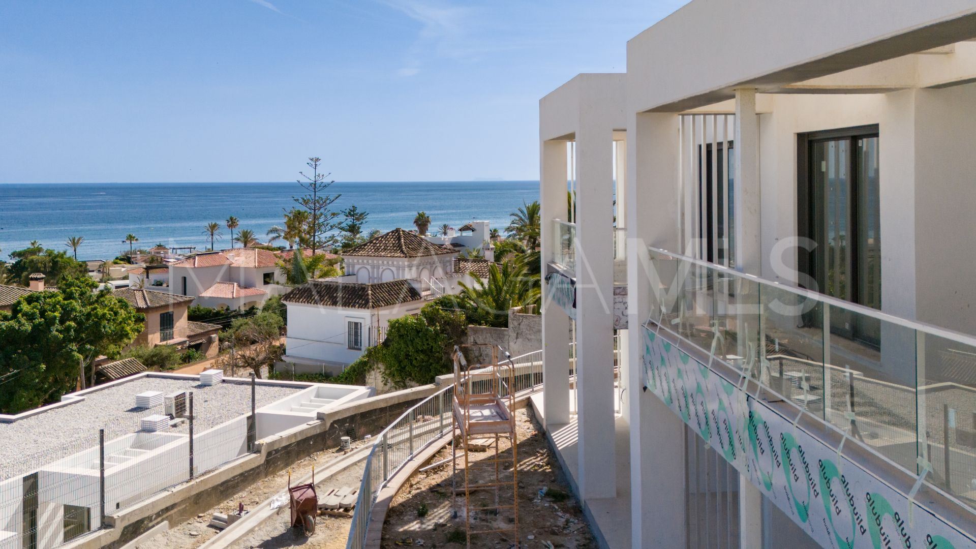 Radhus for sale in Elviria Playa