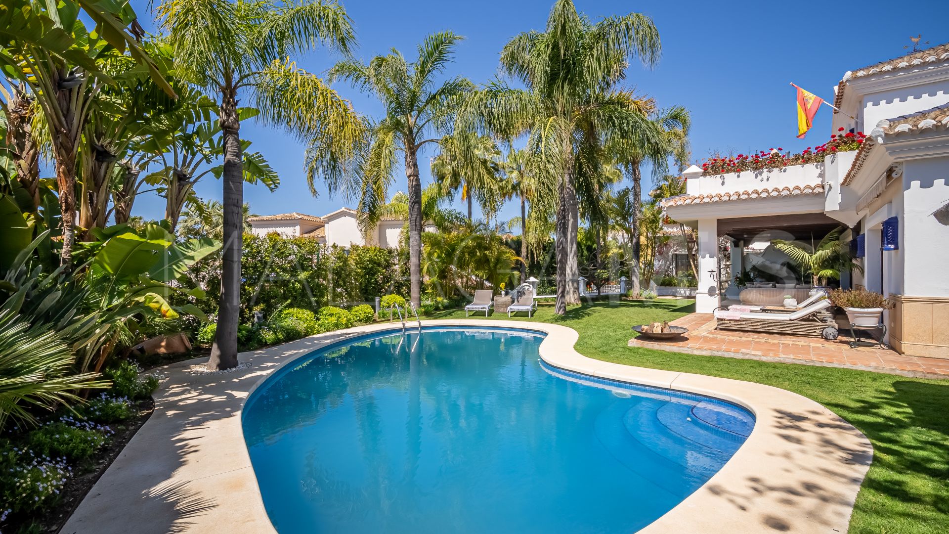 Villa with 7 bedrooms for sale in Bahia de Marbella