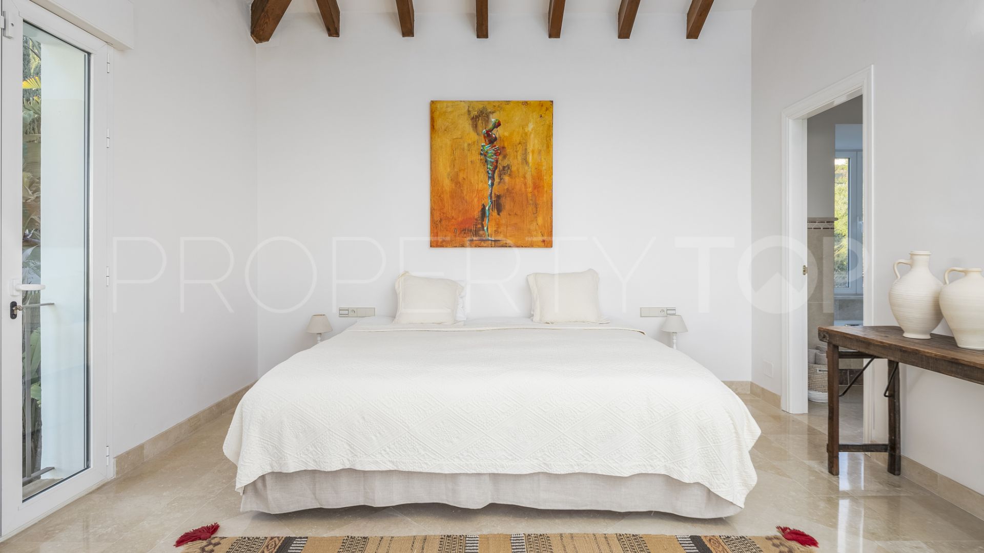 For sale Los Altos de los Monteros villa with 6 bedrooms