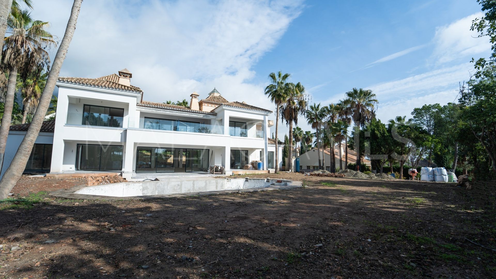 Villa for sale in Sierra Blanca