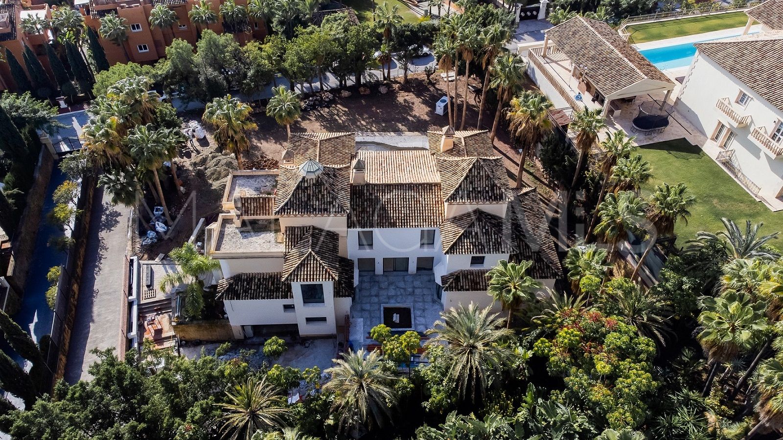 Villa for sale in Sierra Blanca