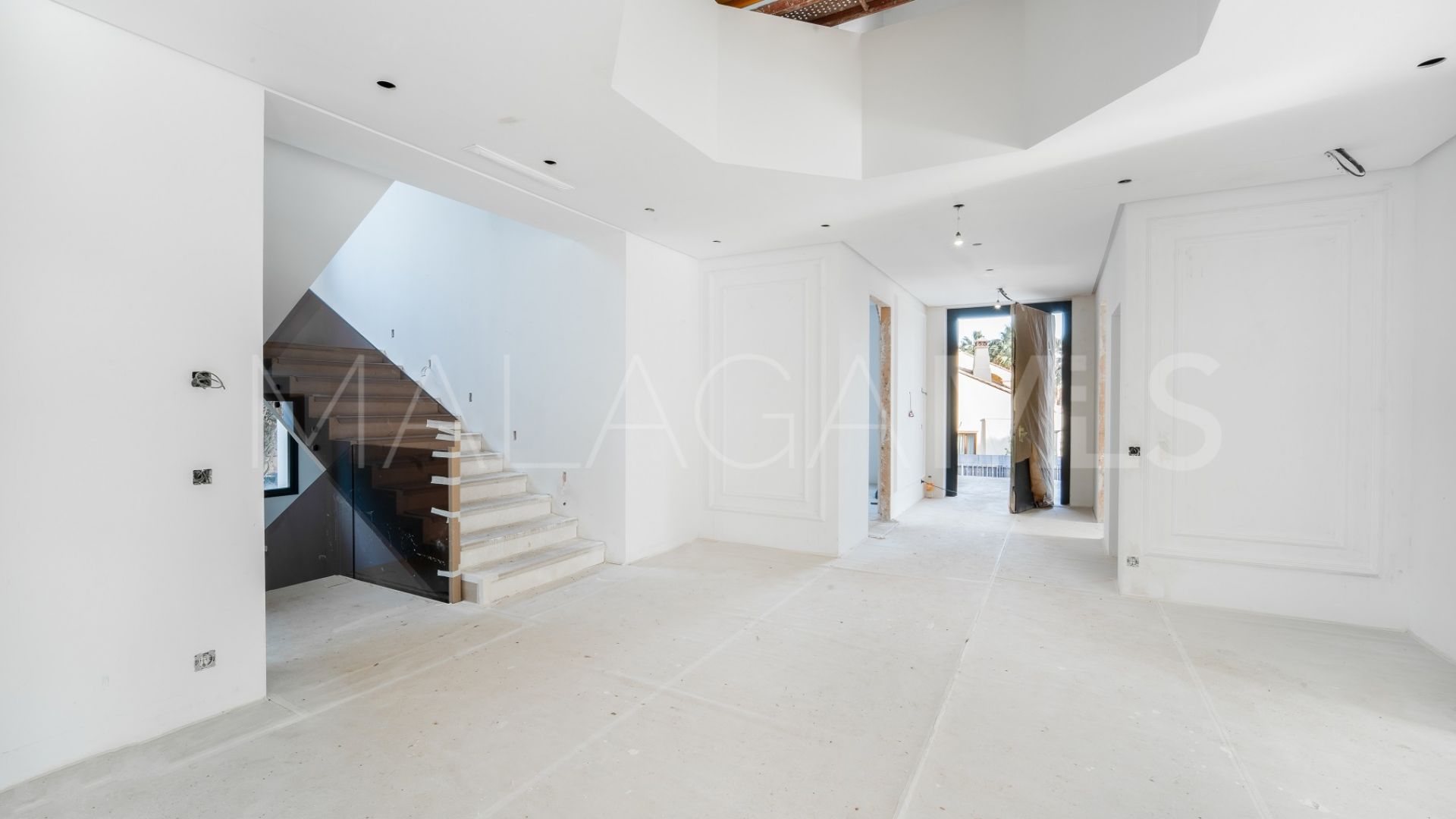 Villa for sale in Sierra Blanca